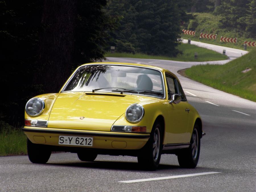  Porsche 911 E 2.4 Coupe 1971 года  (фото 2 из 2)